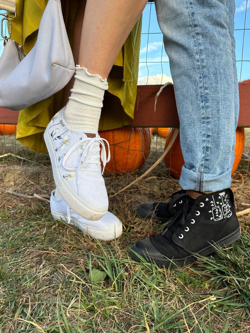 Daisy Dreams Platform Low Top - Image 16