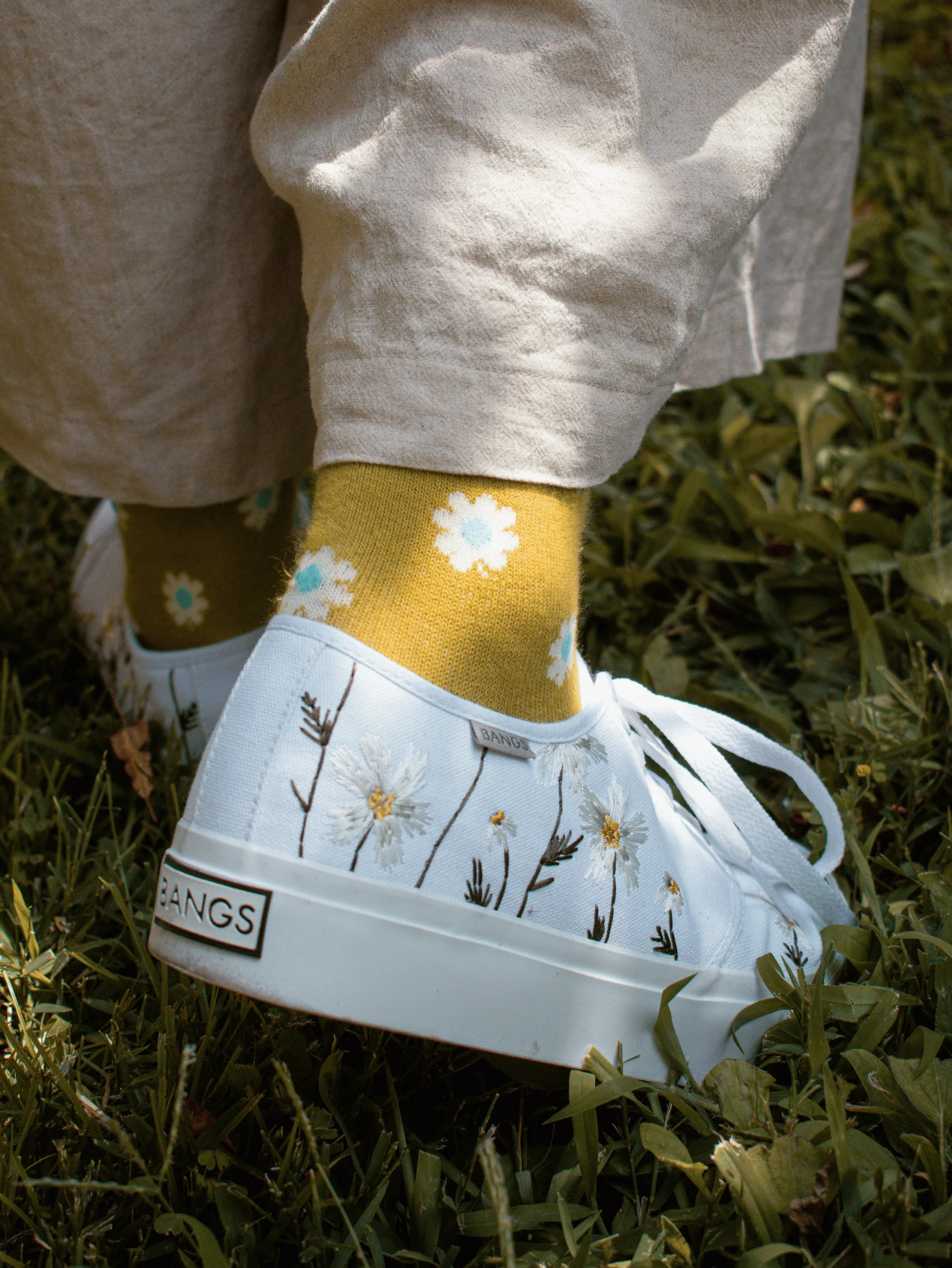 Daisy Dreams Platform Low Top - Image 8
