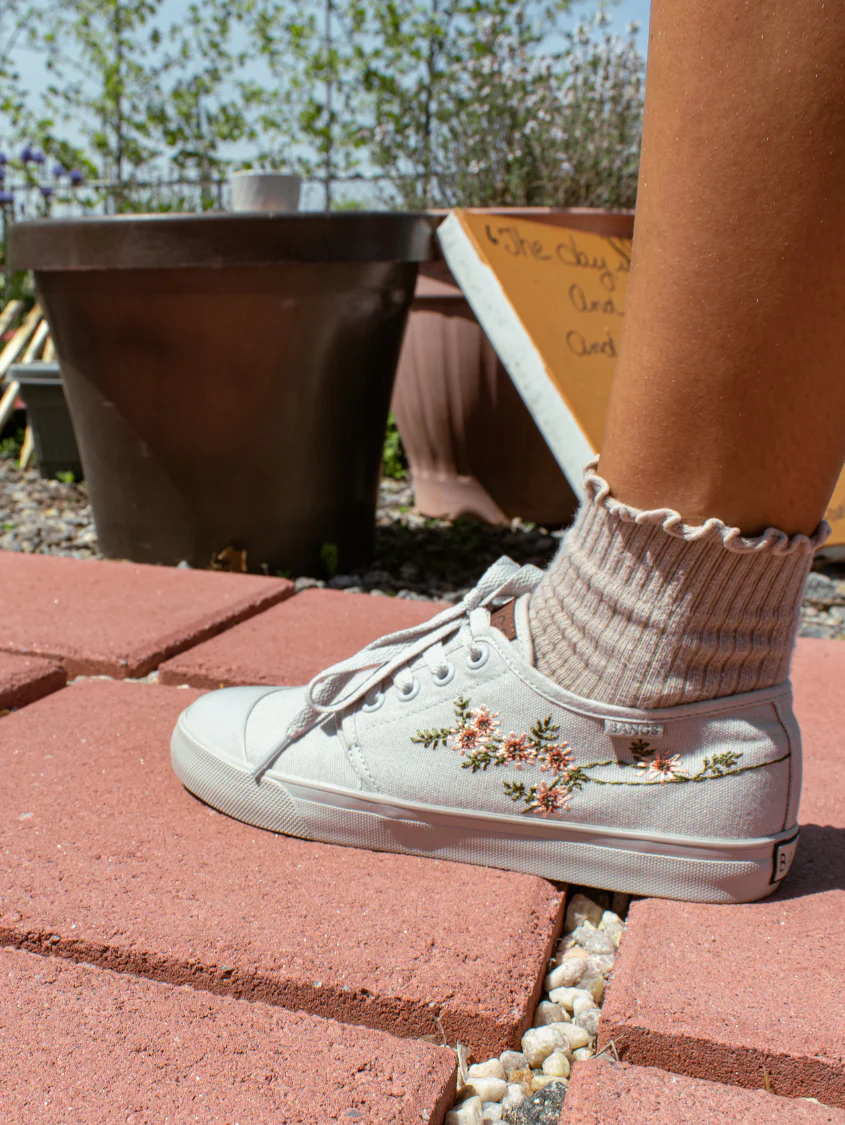 London Fog Floral Low Top - Image 7