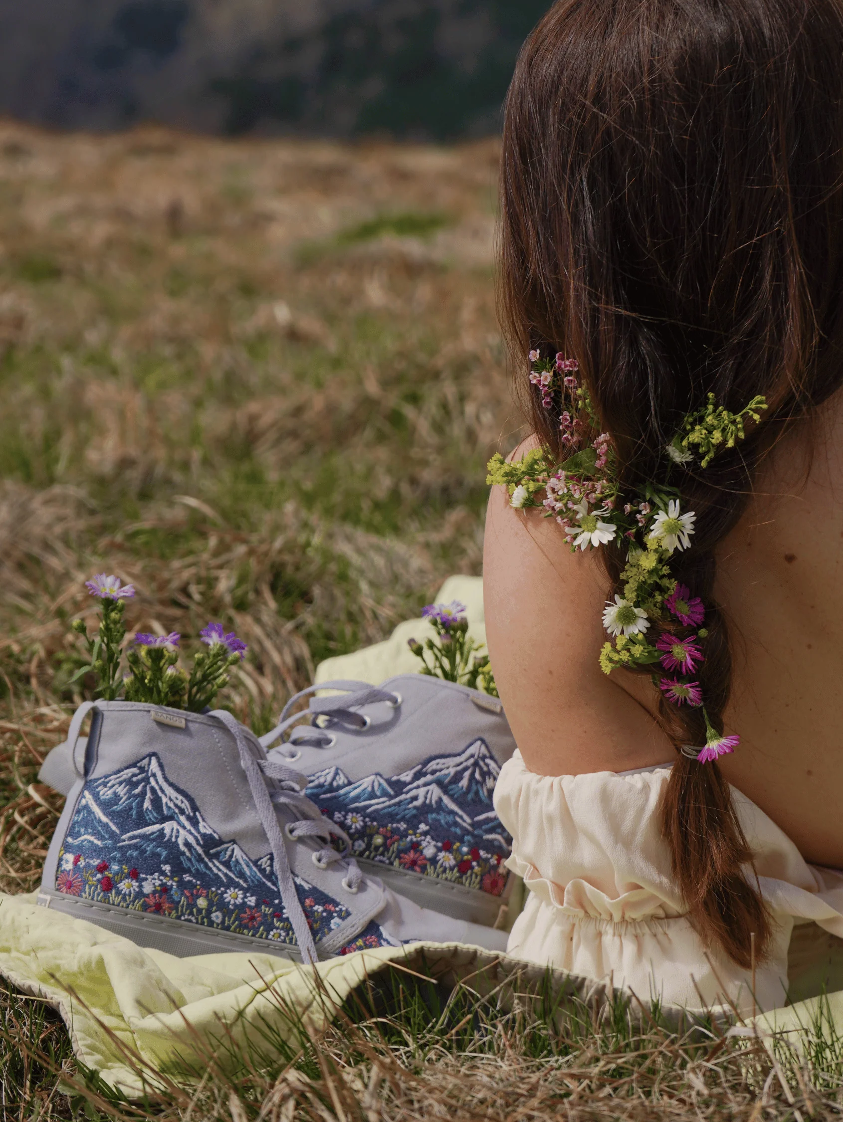 Mountain Meadow High Top - Image 4