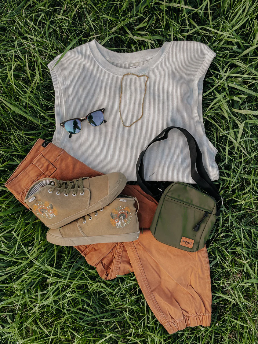 Mushroom Meadow High Top - Image 18