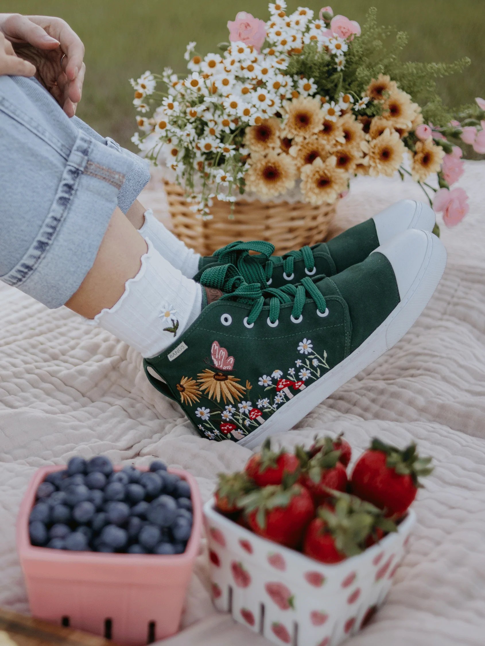 Fluttering Fields High Top - Image 3