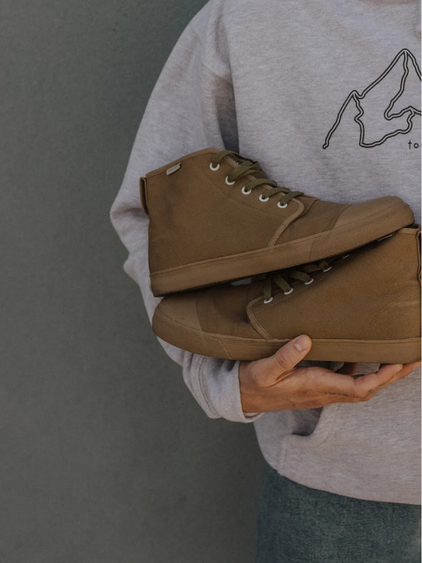 Old Pine High Top - Image 19